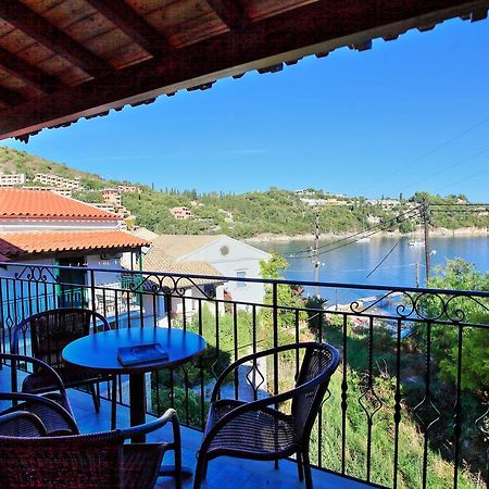 Апартаменти Mattheos House Каламі Екстер'єр фото